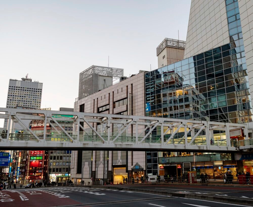japan-streets-buildings-urban-landscape
